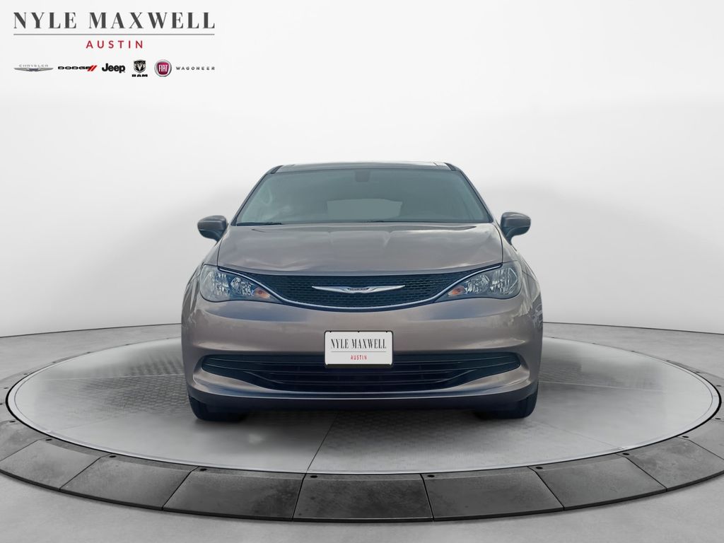 Used Car 2017 Chrysler Pacifica  Touring For Sale Under $10,000 In Austin, Texas