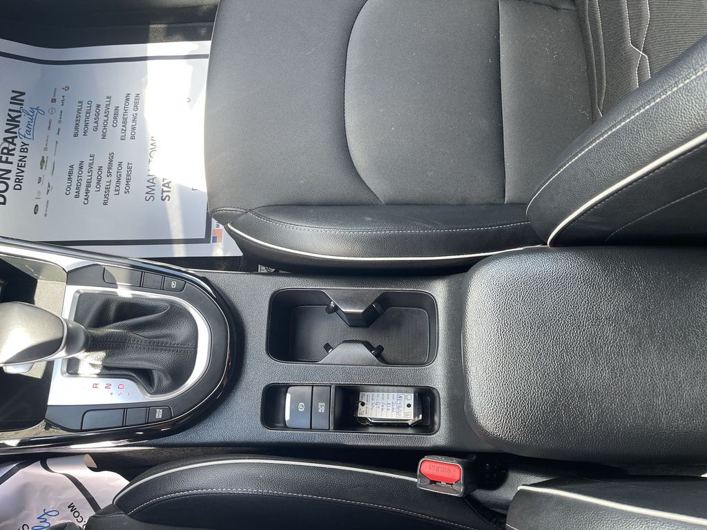 Certified Used 2022 Gray Kia GT-Line image 24