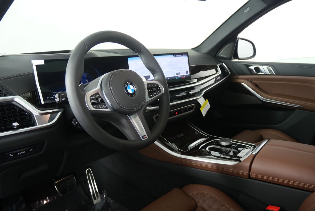 Thumbnail: 2026 BMW X5 - 13