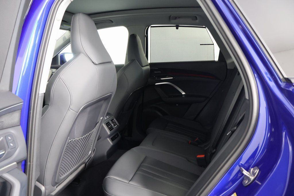 Thumbnail: 2026 Audi Q5 - 6