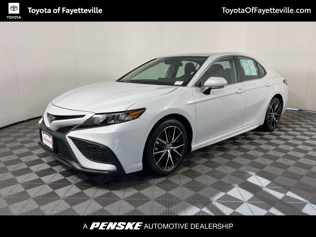 2024 Toyota Camry SE -
                  Fayetteville, AR