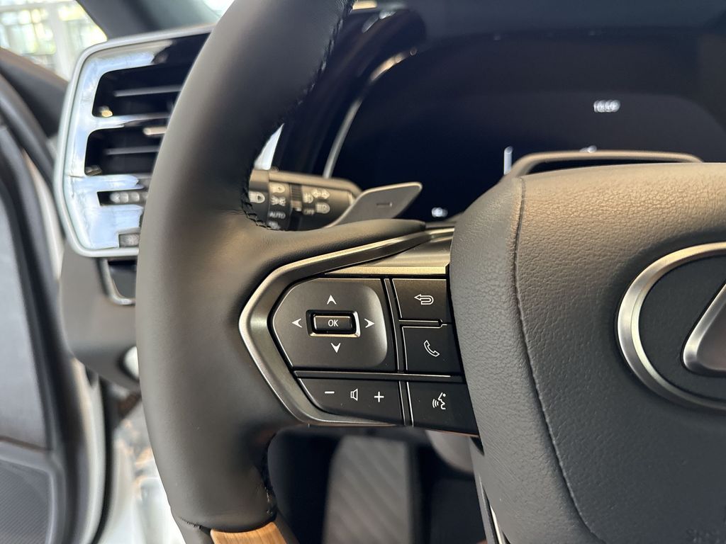 Thumbnail: 2026 Lexus RX - 15