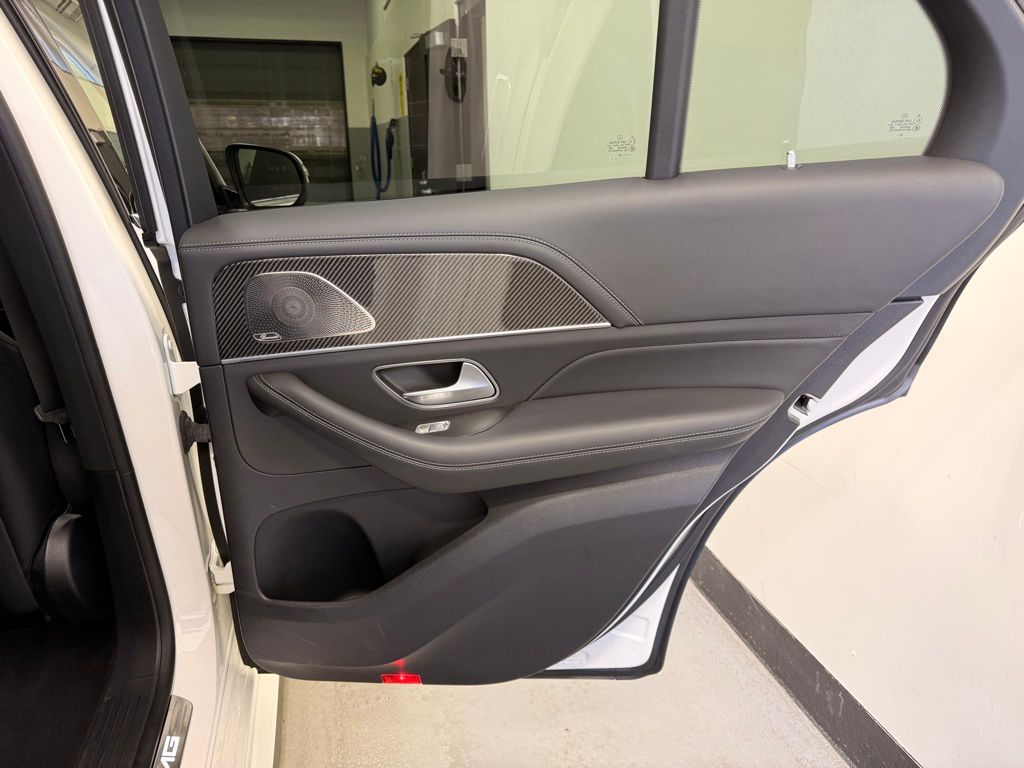 Thumbnail: 2023 Mercedes-Benz GLE - 25