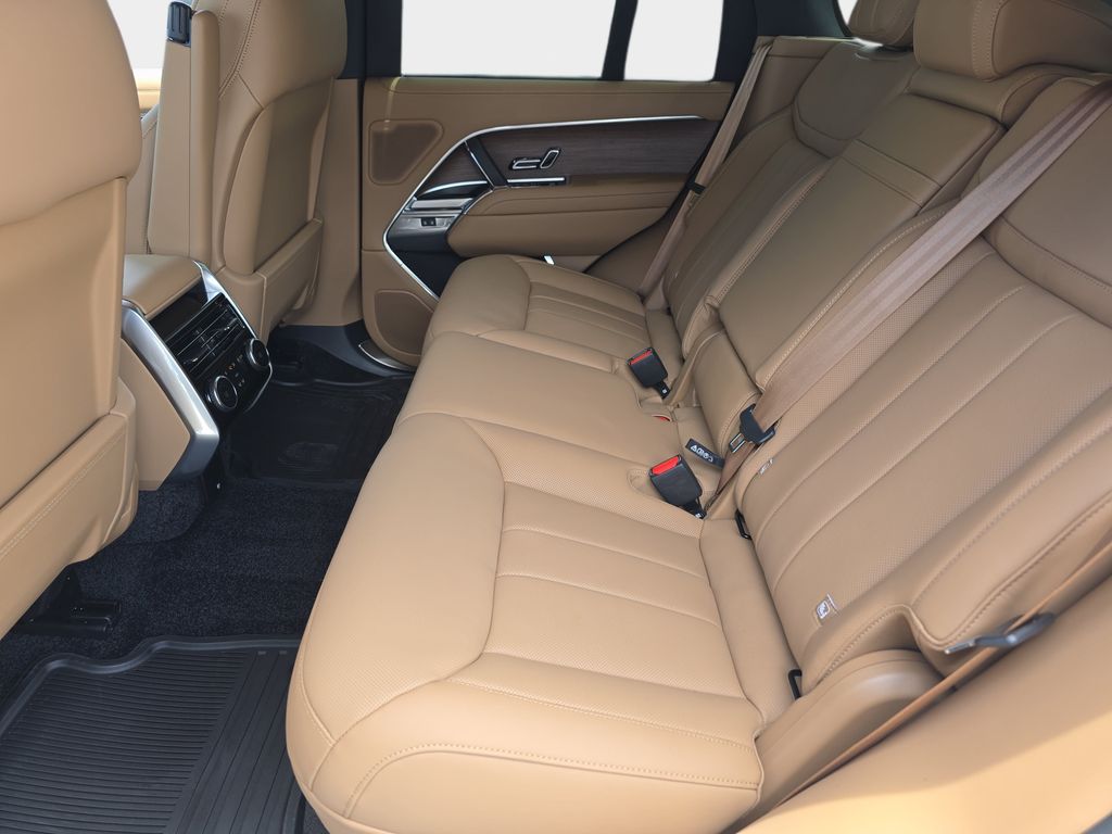 New 2026 White Land Rover SE image 15