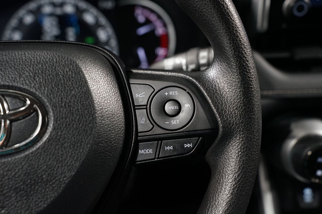 Thumbnail: 2023 Toyota RAV4 - 13