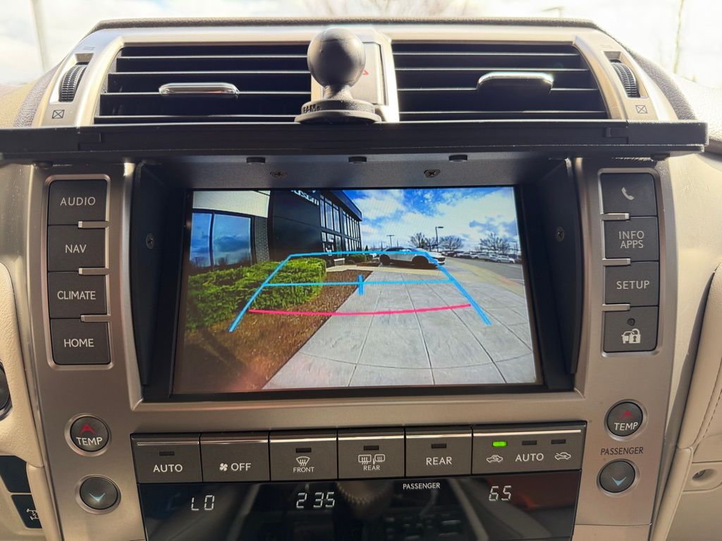 Used 2019 Gray Lexus 460 image 9