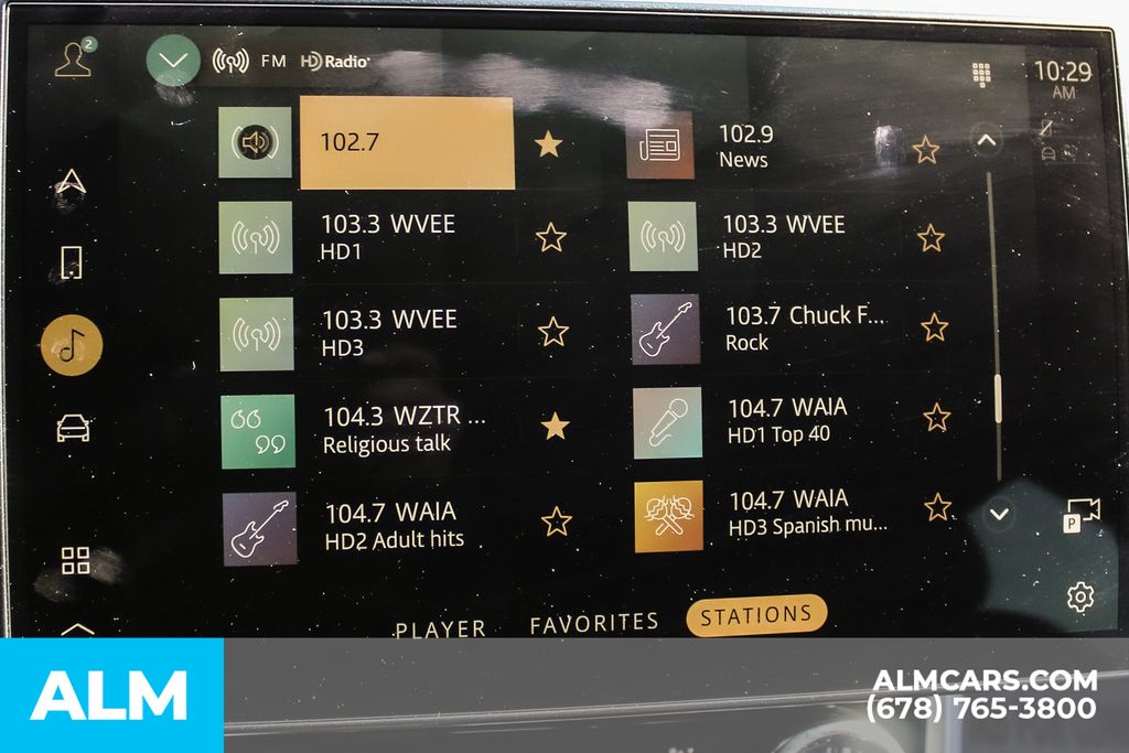 Used 2023 Black Land Rover SE image 30