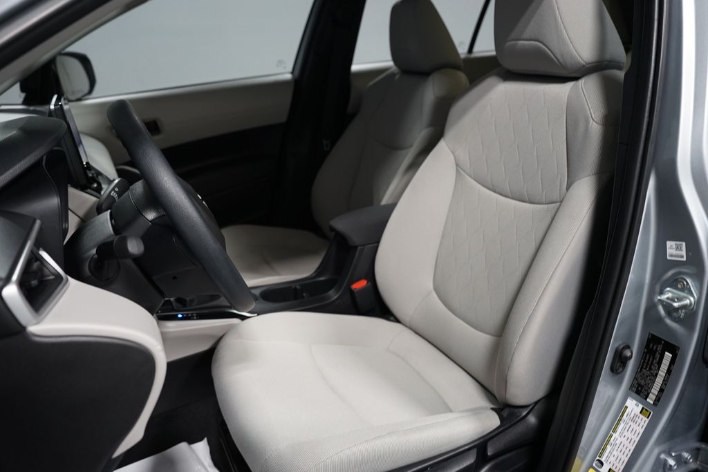 Thumbnail: 2024 Toyota Corolla Cross - 24