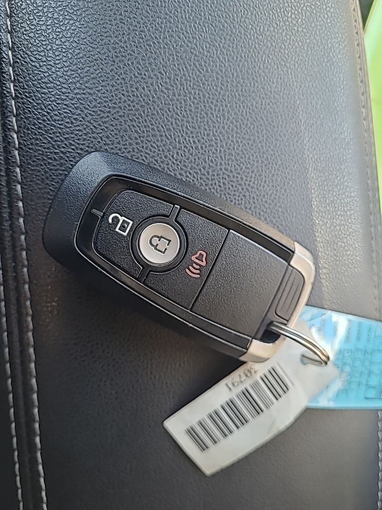 used 2022 Ford Escape car, priced at $17,034