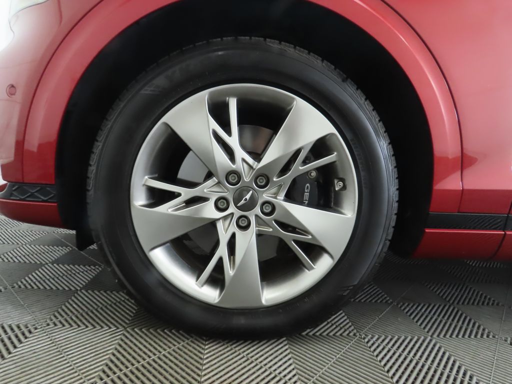 Thumbnail: 2022 Genesis GV70 - 31