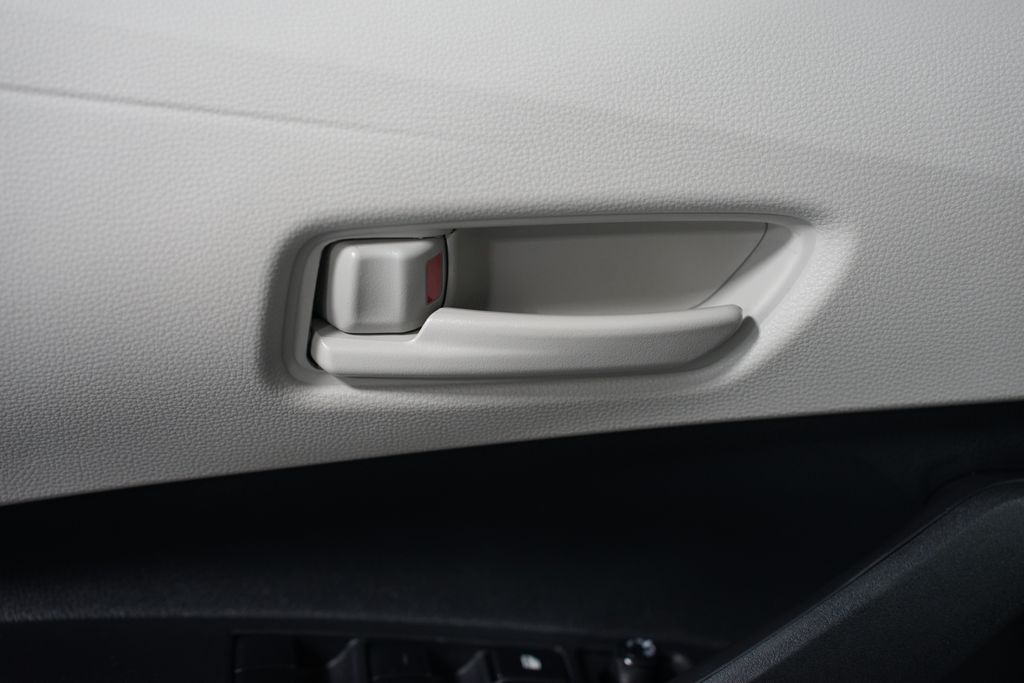 Thumbnail: 2025 Toyota Corolla - 29