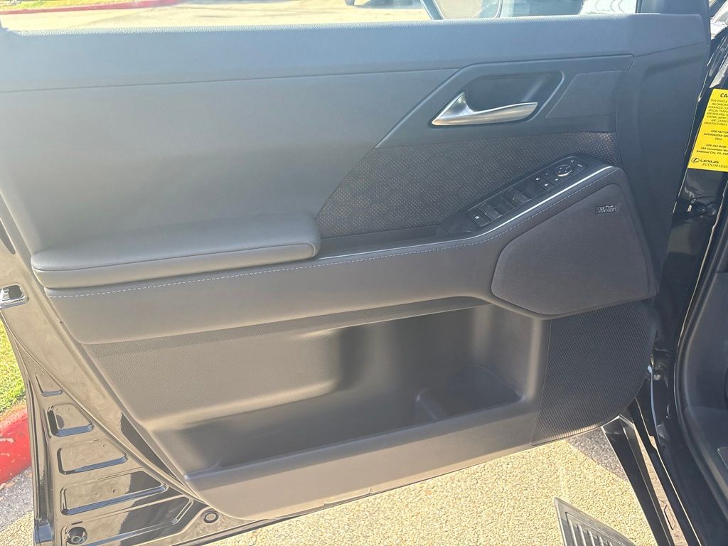 Thumbnail: 2026 Lexus GX - 11