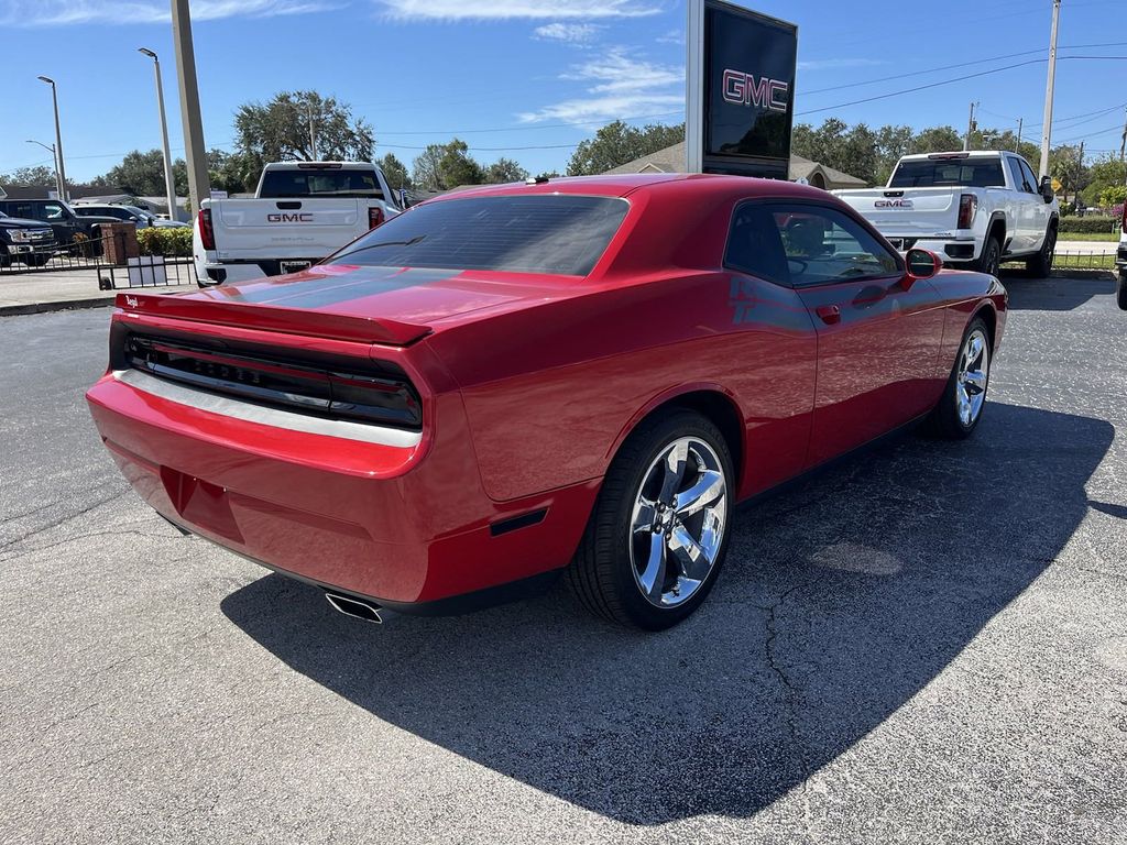 2012 Dodge Challenger R/T 6