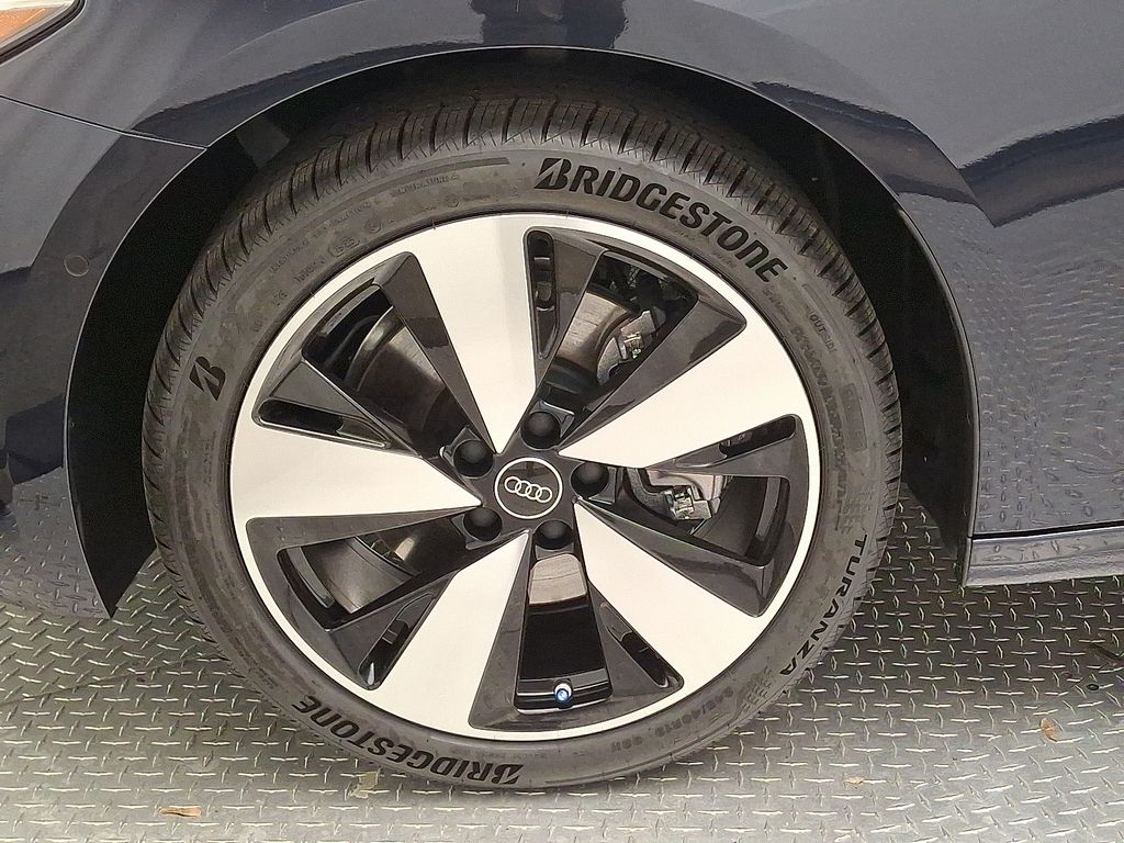 Thumbnail: 2025 Audi A5 - 5