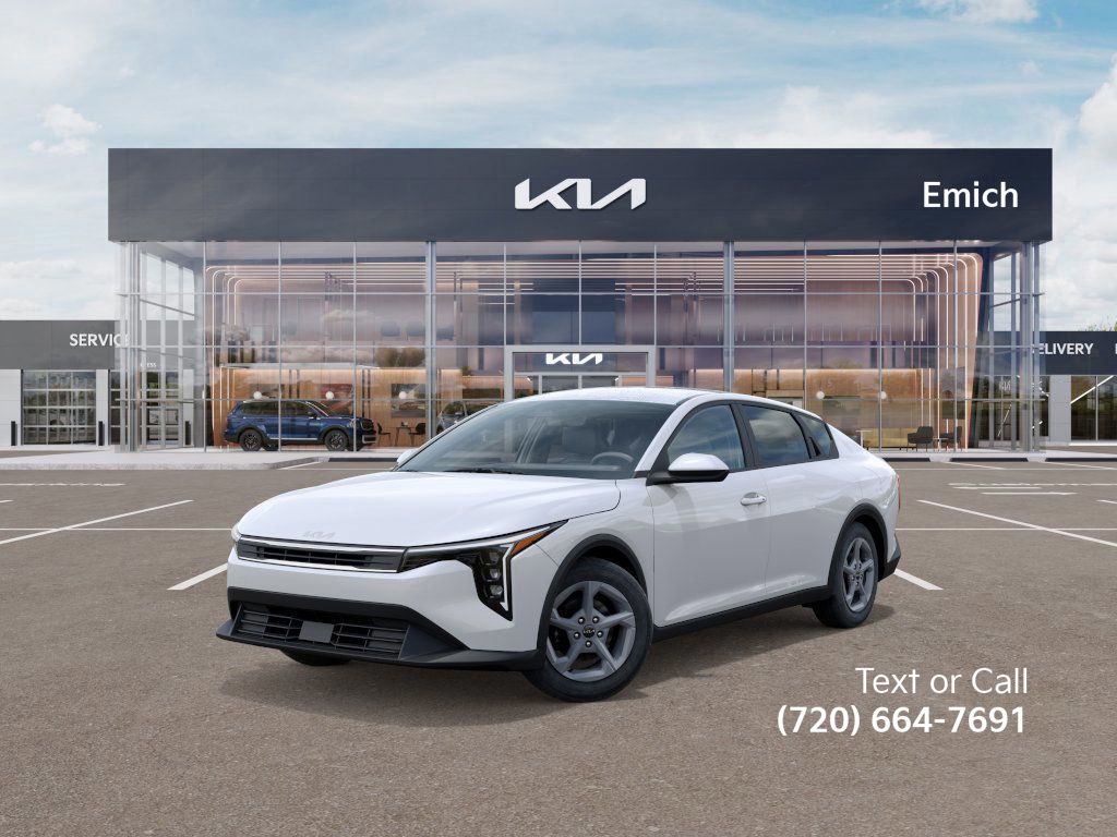 2025 Kia K4 LXS
