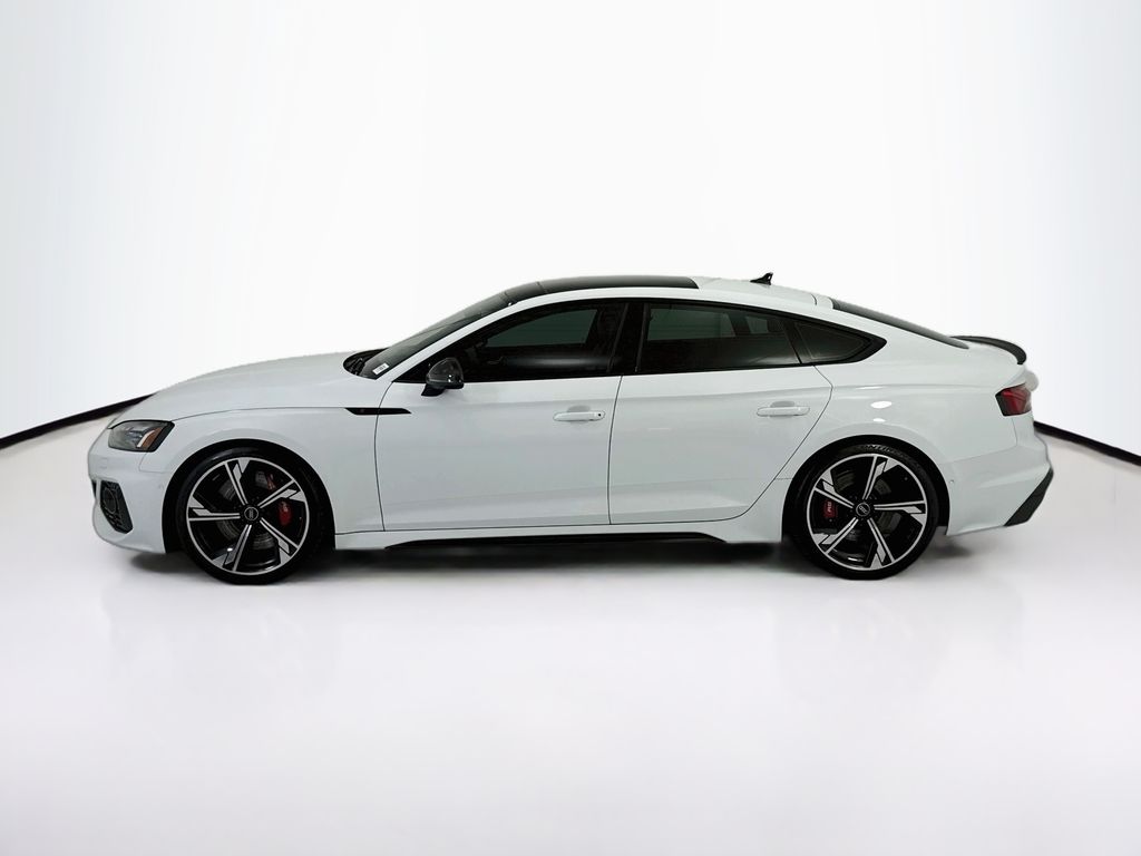 Thumbnail: 2022 Audi RS 5 - 8