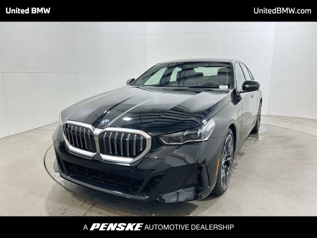 Thumbnail: 2026 BMW 5 Series - 1