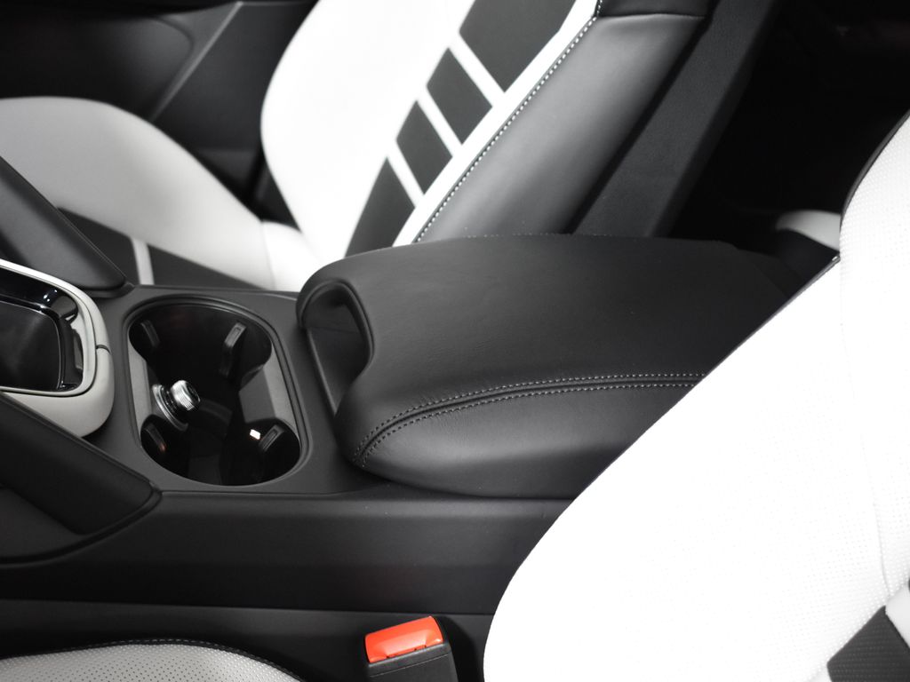 Thumbnail: 2026 Porsche Cayenne - 29