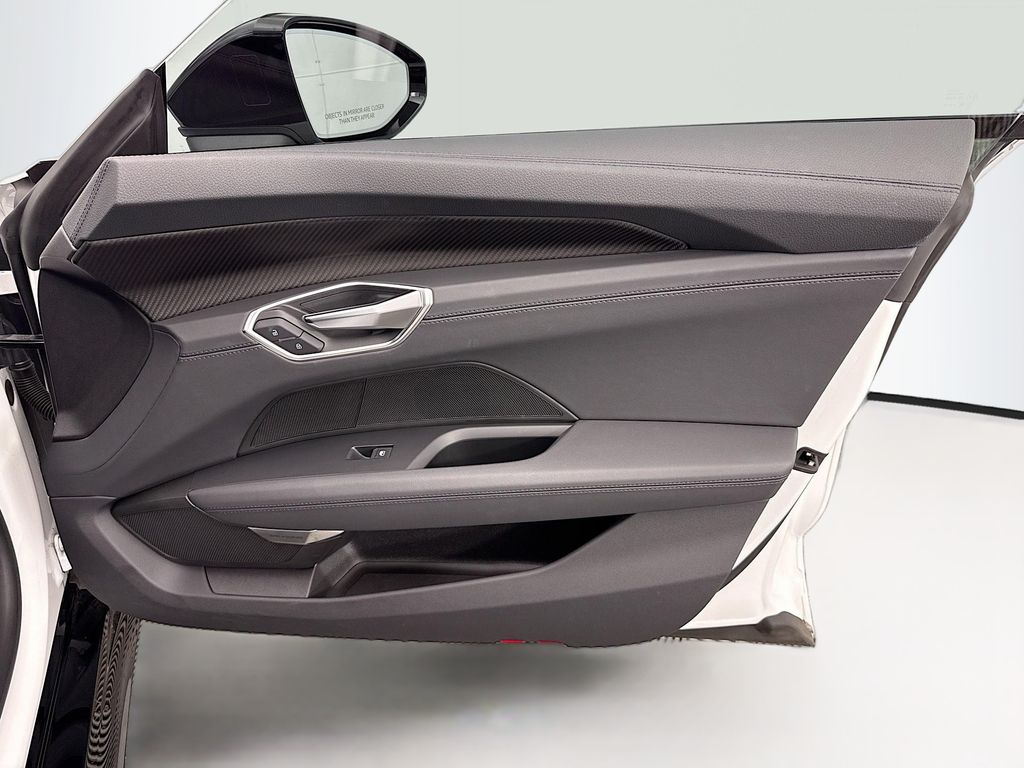 Thumbnail: 2024 Audi e-tron GT - 24