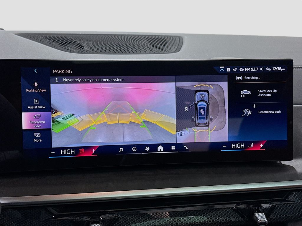 Thumbnail: 2026 BMW X7 - 9