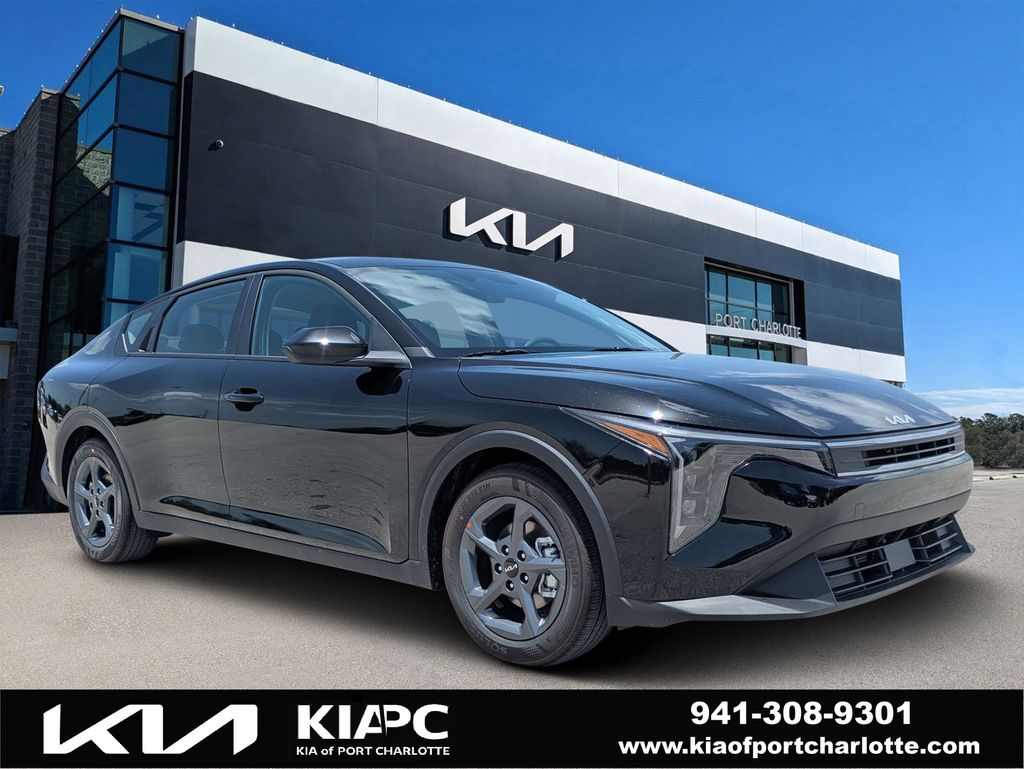 Black (AURORA BLK PRL) 2026 Kia K4 Sedan Front-Wheel Drive Continuously Variable Transmission