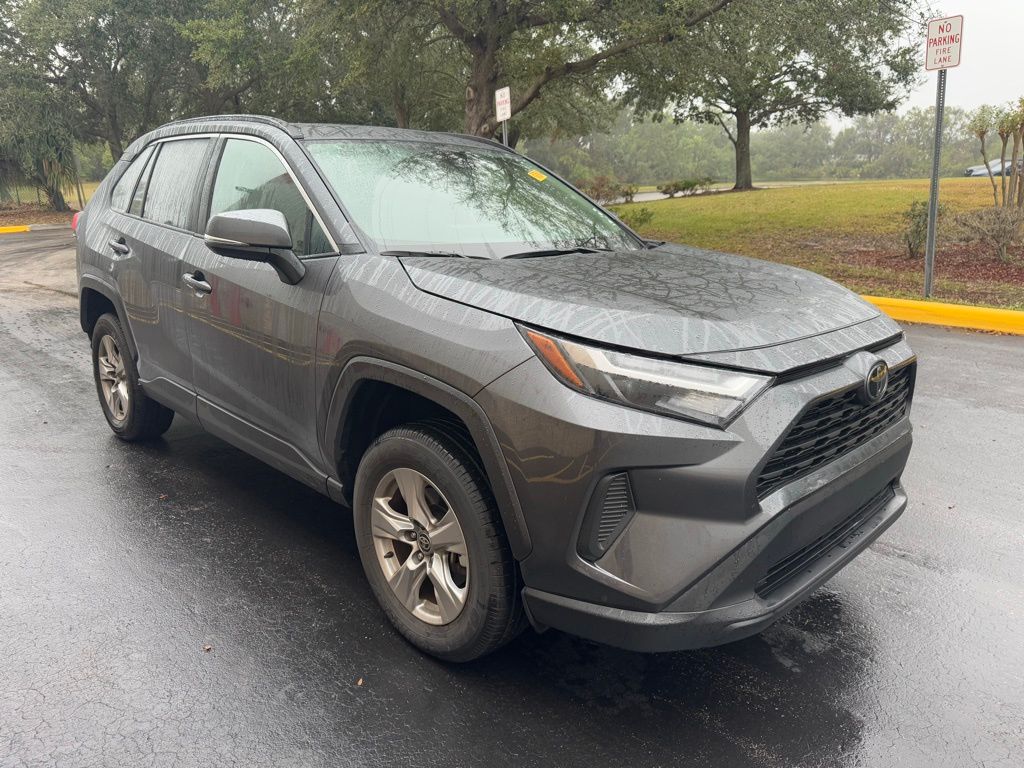 2023 Toyota RAV4 XLE 7