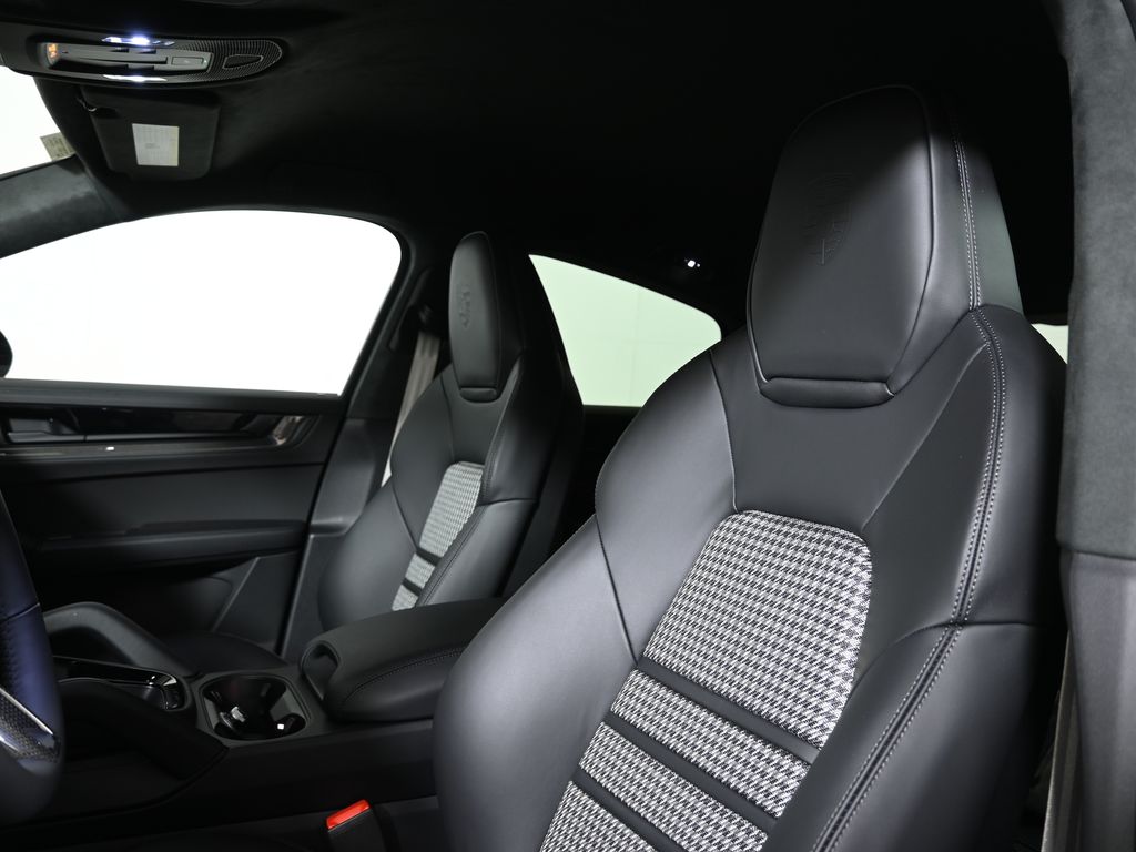 Thumbnail: 2026 Porsche  - 15