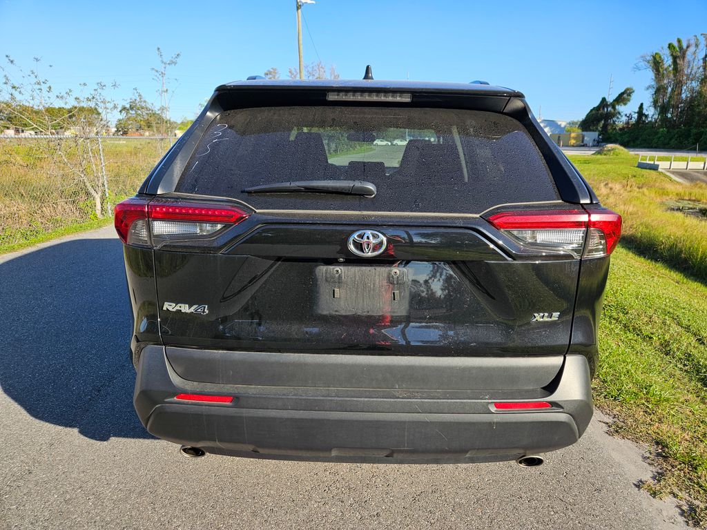 2023 Toyota RAV4 XLE 4