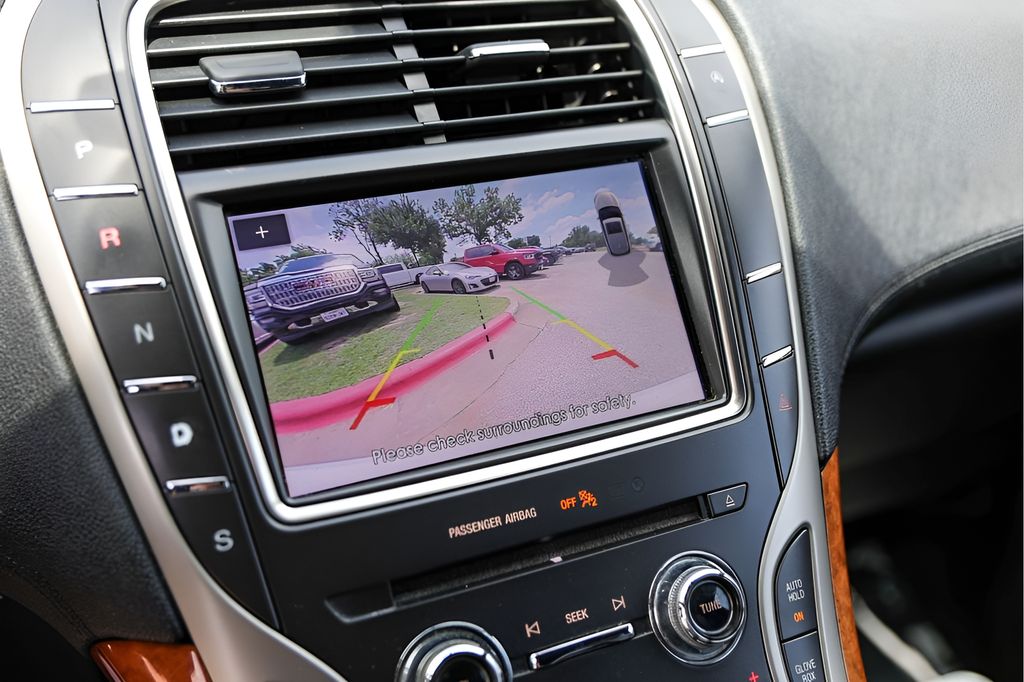 Used Car 2020 Lincoln Nautilus  Reserve For Sale Under $25,000 In Austin, Texas
