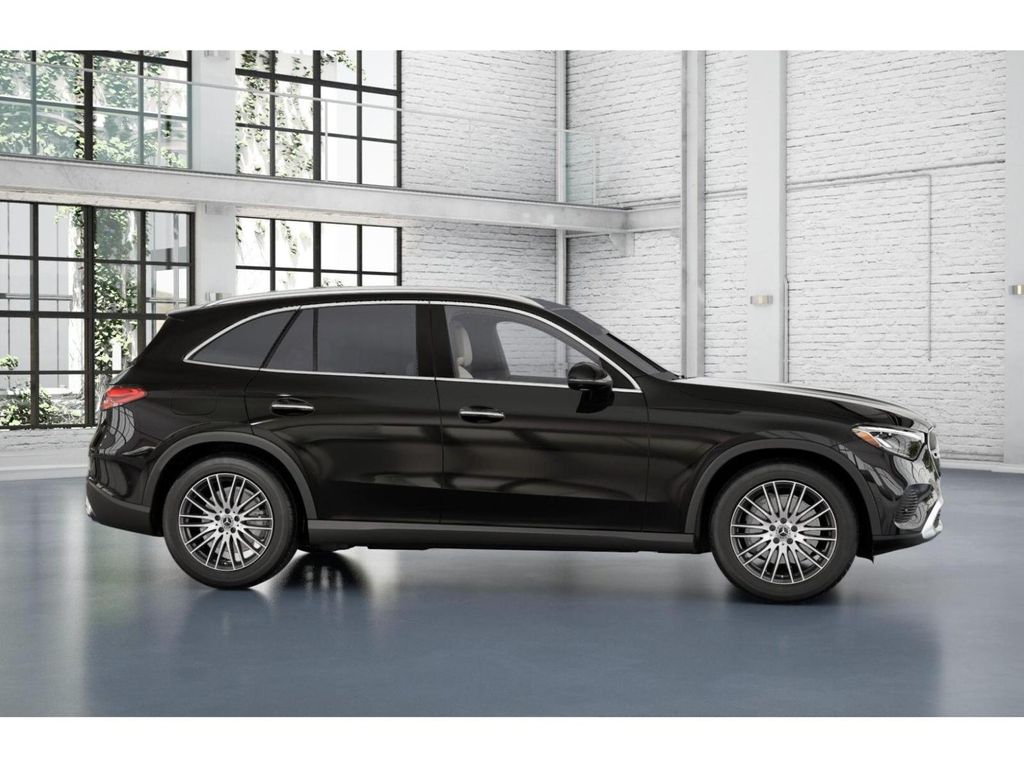 2025 Mercedes-Benz GLC 300 15