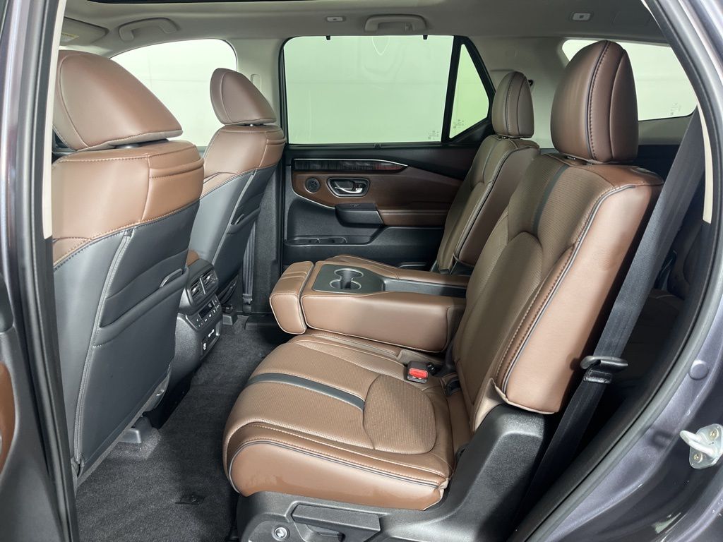 Thumbnail: 2023 Honda Pilot - 25