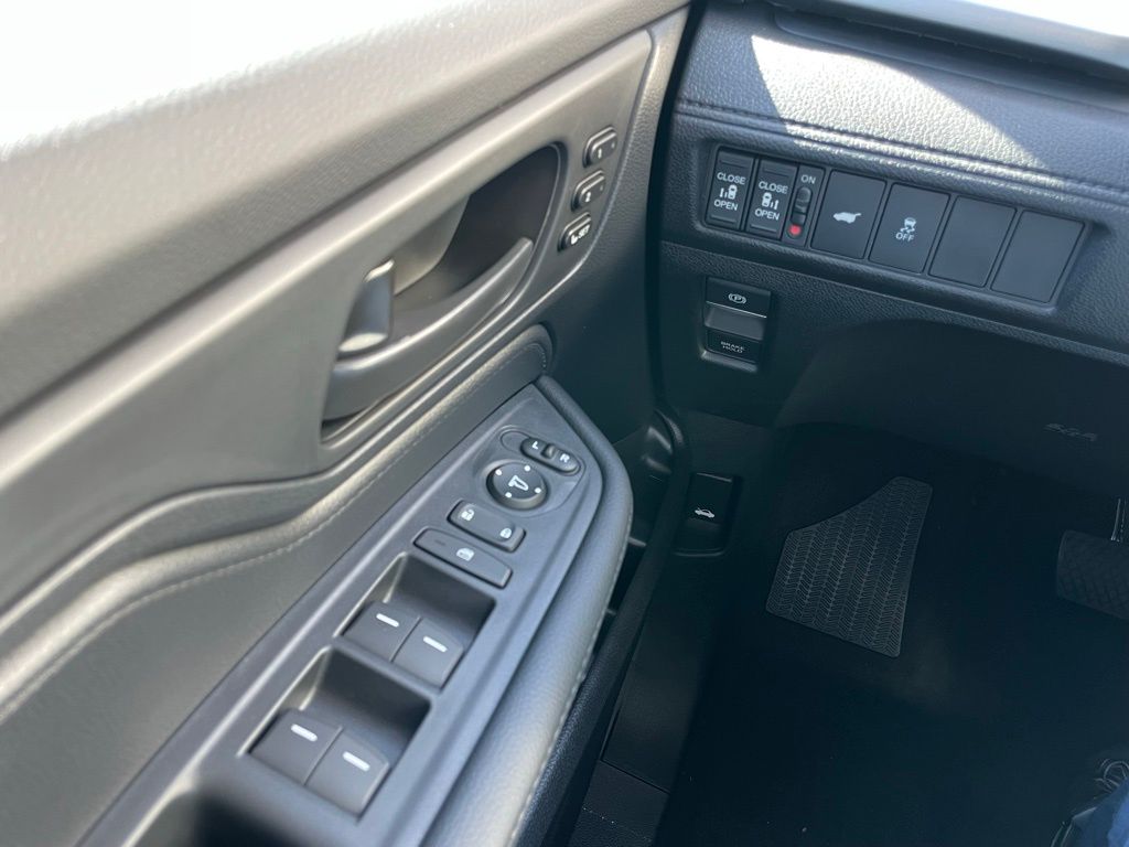 Thumbnail: 2026 Honda Odyssey - 24
