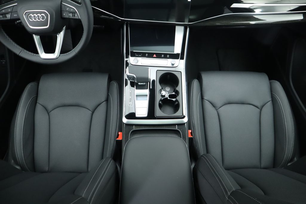 2025 Audi Q7  18