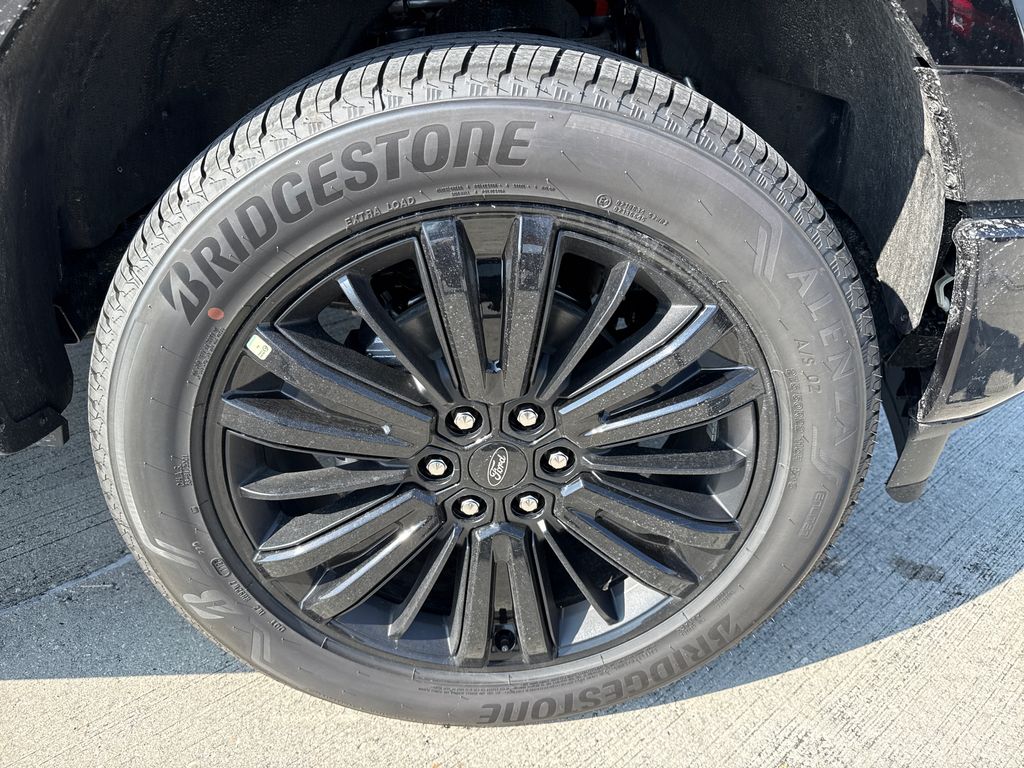 New 2026 Black Ford Platinum image 11