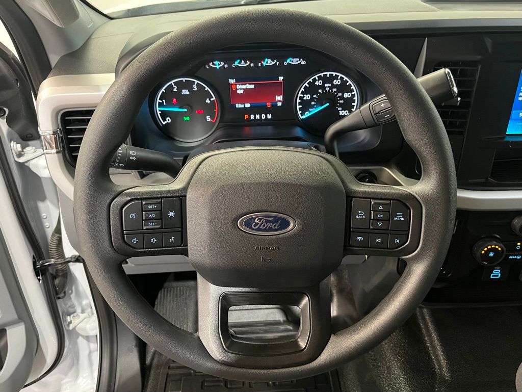 2026 Ford F-550SD XL