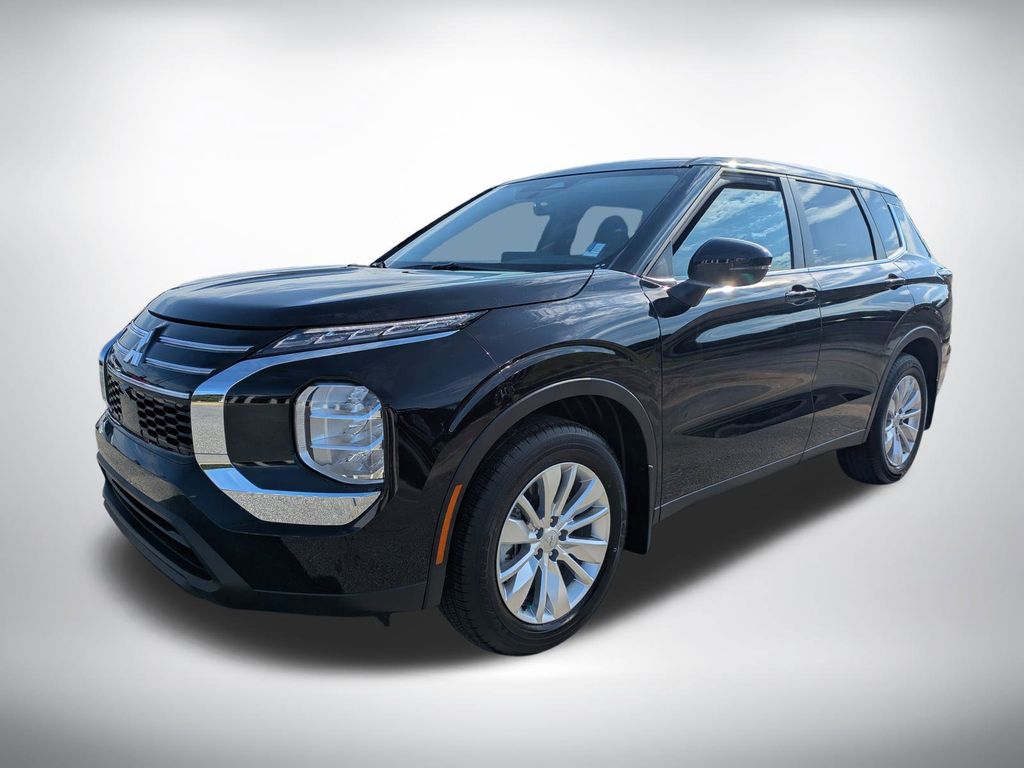 2025 Mitsubishi Outlander Plug-in Hybrid SE - Photo 7