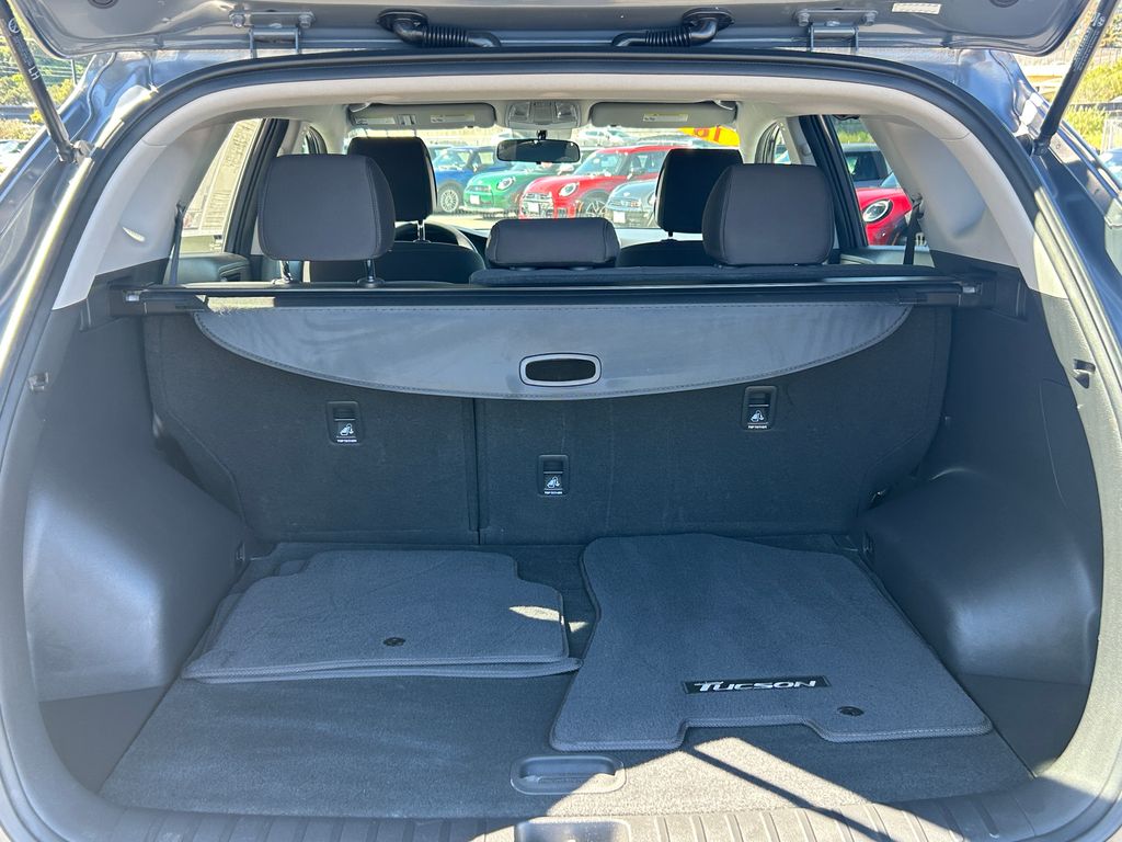 Thumbnail: 2018 Hyundai Tucson - 32