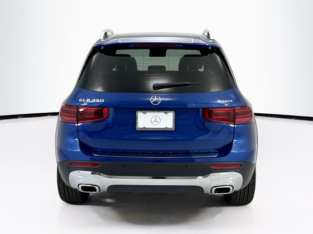 Thumbnail: 2026 Mercedes-Benz GLB - 6