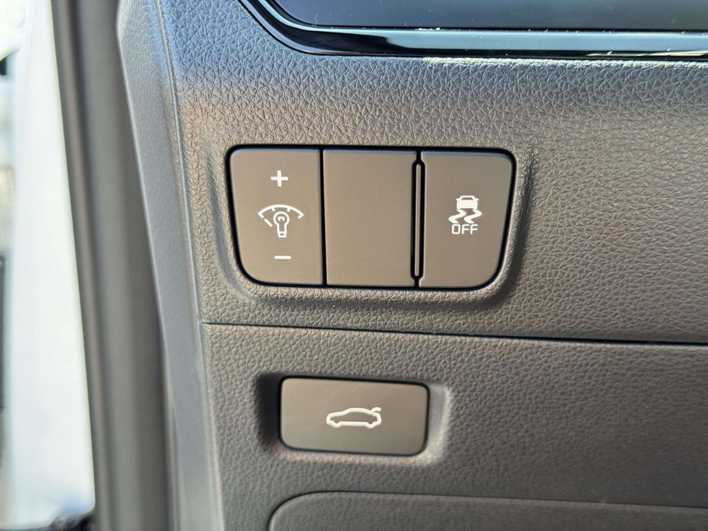 Used 2025 Kia K5 Sedan