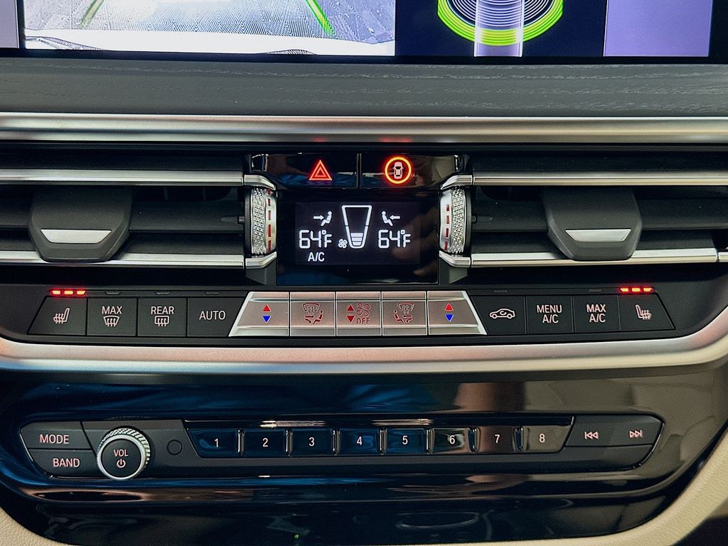 Thumbnail: 2022 BMW X3 - 16