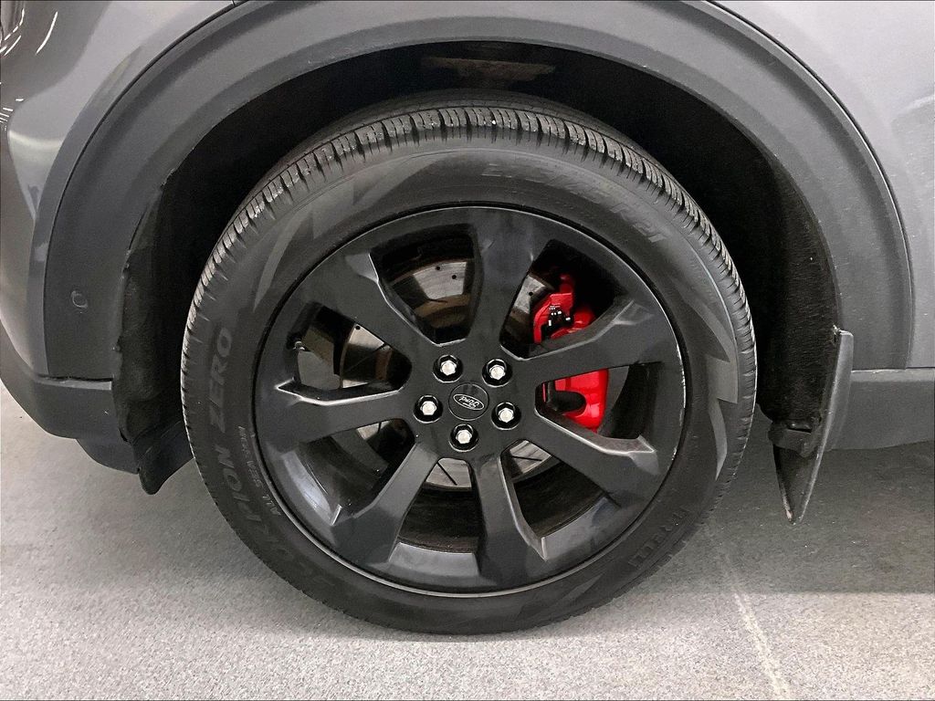 2021 Ford Explorer — photo 7