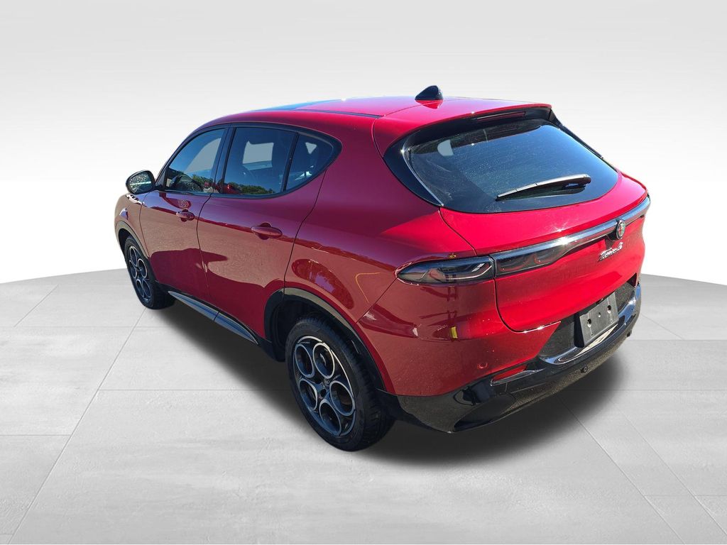 2025 Alfa Rosso Alfa Romeo Tonale Base AWD SUV