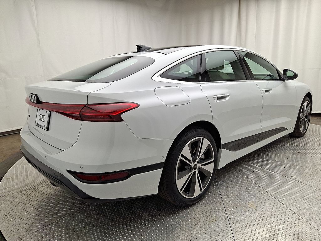 Thumbnail: 2025 Audi A6 - 3