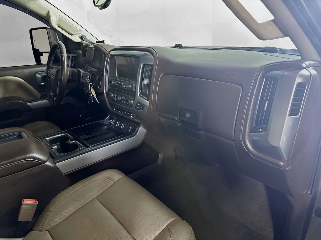 Used 2015 Brown Chevrolet LTZ image 32