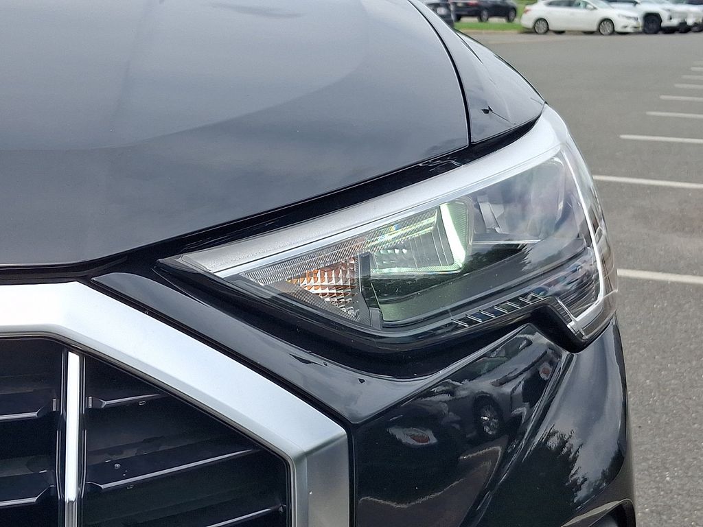 Thumbnail: 2021 Audi Q3 - 9