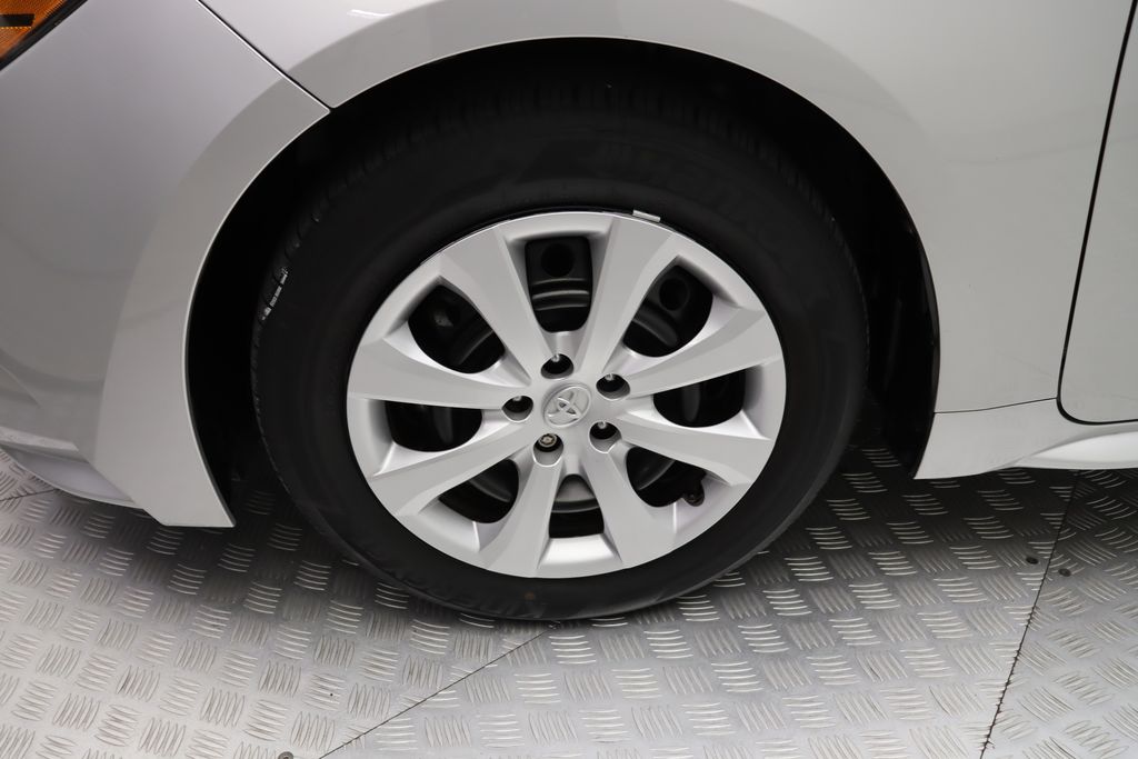 Thumbnail: 2024 Toyota Corolla - 4