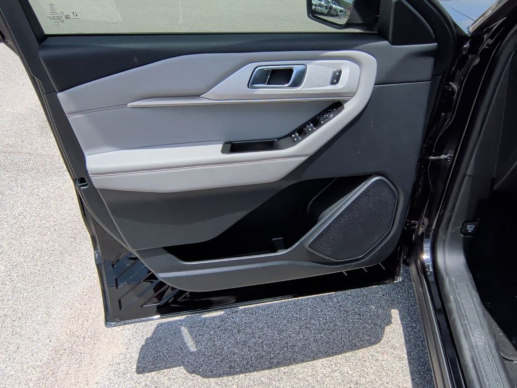 2026 Ford Explorer Active - 9