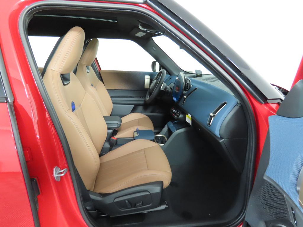 2025 MINI Cooper Countryman Signature 22