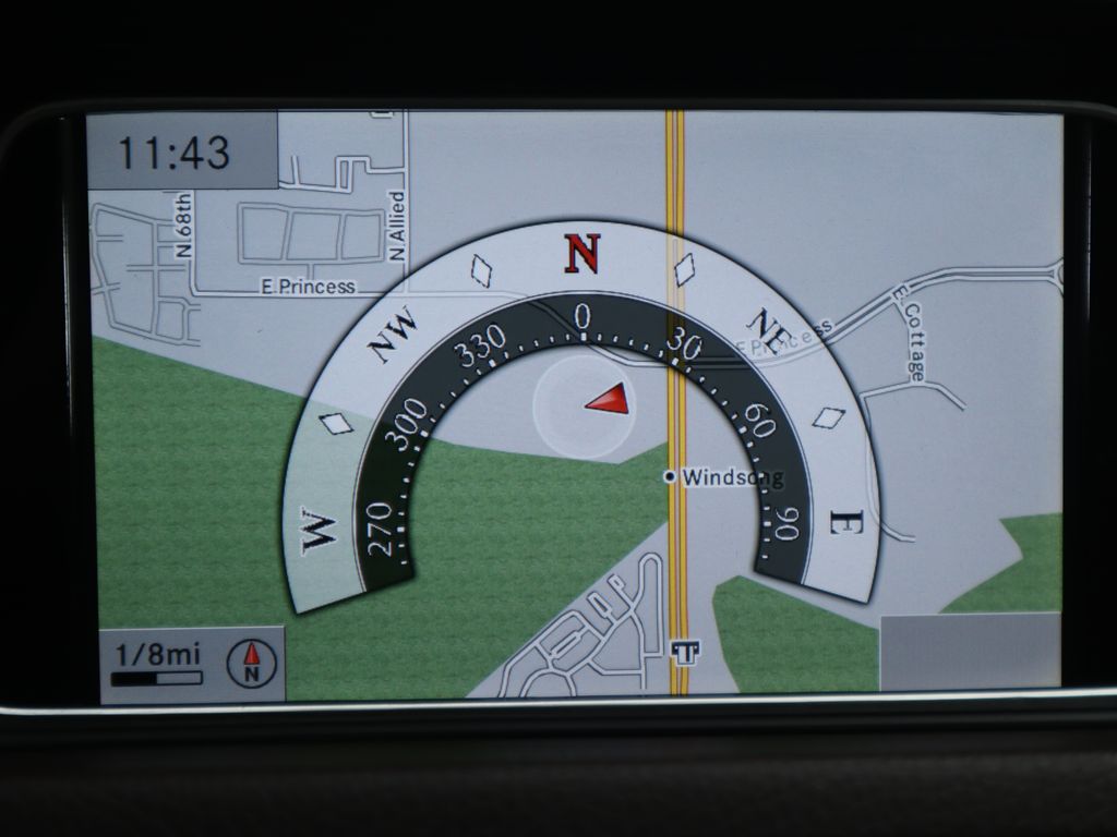 Thumbnail: 2014 Mercedes-Benz E-Class - 15