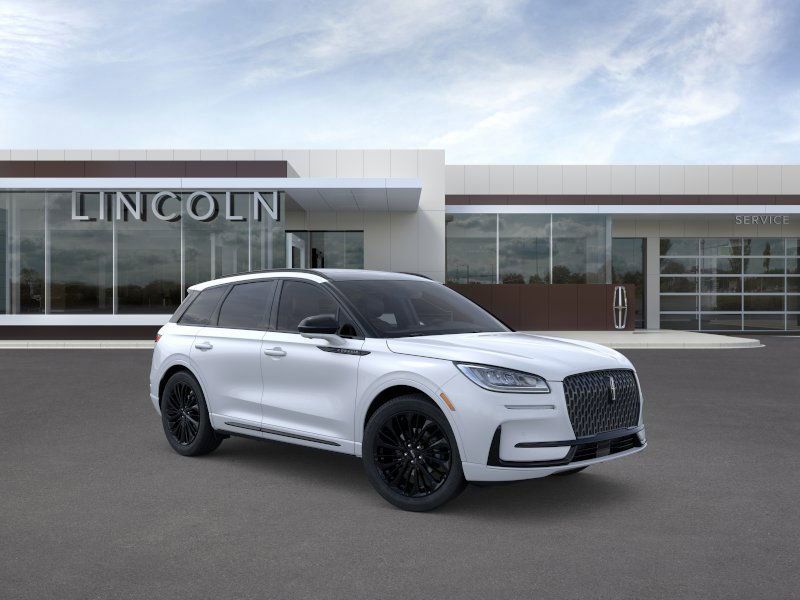New 2026 Crystal White Metallic Clearcoat Lincoln Premiere image 7